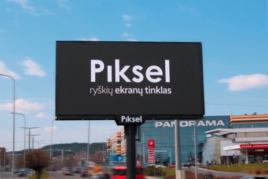 Dvigubas matomumas viename LED ekrane: naujos galimybės reklamai prie PC „Panoramos“