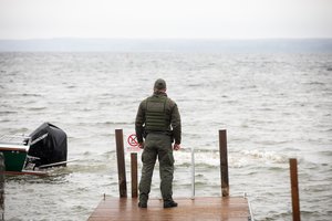 Kodėl prieglobsčio prašęs Nemunu atplaukęs rusas parsiųstas atgal? Įtarimų sukėlė vyro pasakota istorija