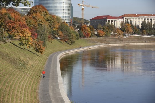 Savaitgalį temperatūra šoktels iki 22 laipsnių, tačiau jau netrukus – nemalonūs pokyčiai