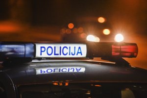 Ukmergėje plėšikų užpultas jaunas vyras neteko piniginės ir telefono