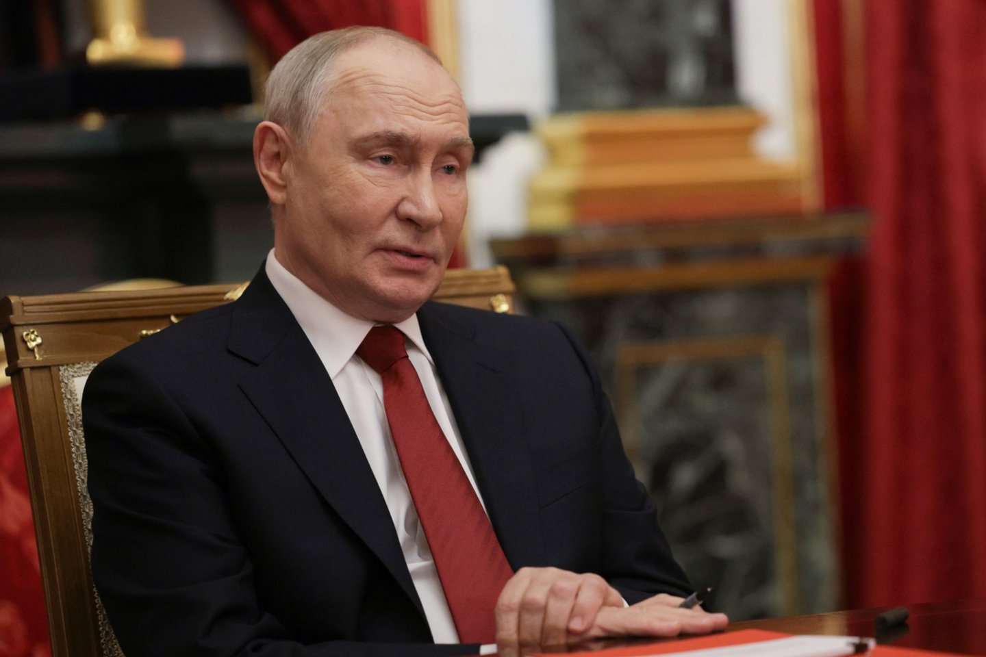 JAV pasiuntinių susitikimas Kremliuje su V. Putinu.<br>EPA/ELTA nuotr.