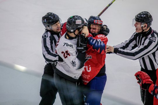 „Hockey Punks“ šventė sensancingą pergalę Latvijoje