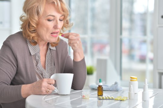Po antibiotikų kurso skubate pirkti probiotikų: mokslininkai atskleidė, kodėl tai ne visada gera mintis