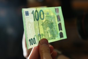 Gera žinia paramos gavėjams: daliai jų bus taikomi palengvinimai