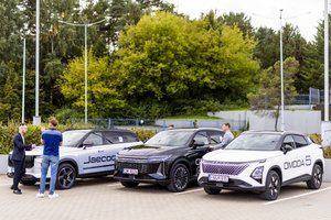 Į Vilnių sugrįžusi automobilių paroda atvedė du naujus prekių ženklus