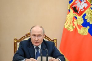 „Bloomberg“: V. Putinas ketina susitikti su Xi Jinpingu, bet ne D. Trumpu