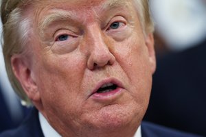 D. Trumpas planuoja spausti V. Zelenskį: atskleidė pagrindinę priežastį