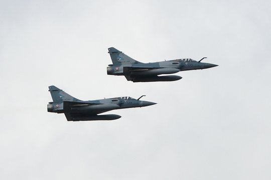 Nerami naktis Lietuvos padangėje: buvo pakelti NATO naikintuvai