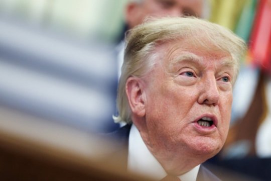 JAV planai dėl baltarusiškų trąšų gali slėpti ne vieną žaidimą: paaiškino, ko siekia D. Trumpas