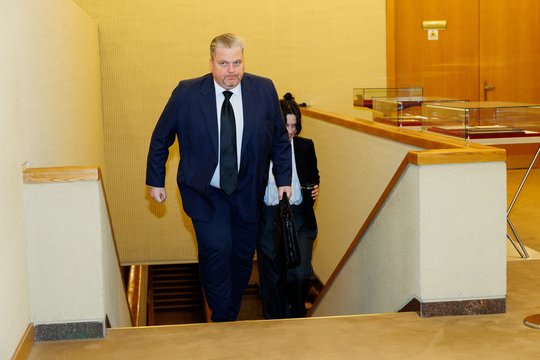 Finansų ministras neketina mažinti akcizo: „Biudžetui per brangiai kainuotų“