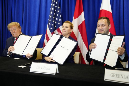 JAV, Danija ir Grenlandija pasirašė susitarimą dėl Arkties salos saugumo