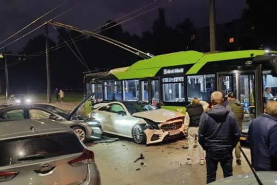 Avarija Kaune: susidūrė du automobiliai