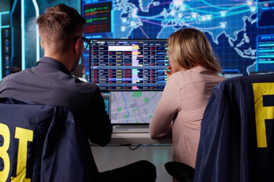 FTB sudrebino skandalas: programišiai teigia pavogę tūkstančių agentų asmeninę informaciją 