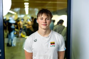 Kauno plaukikas Tajus Juška: „Nešti Lietuvos vėliavą man didžiulė garbė“