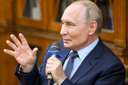 Dovana V. Putinui: dėl Europos Sąjungos sprendimo – tikra audra