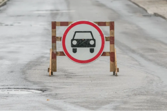 Įspėjimas vairuotojams: Kauno centre kai kur pravažiuoti jau nebegalima