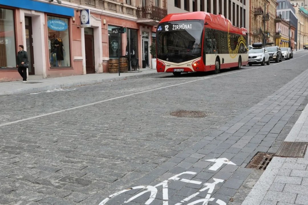 Daugiau nei metus trukę darbai vilniečius erzino, užtat gatvė dabar tapo spalvingesnė