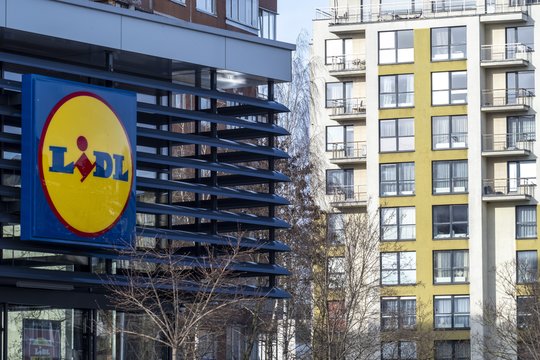 Prekybos tinklui „Lidl“ – teismo kirtis: už kiekvieną dieną gresia 5 tūkst. eurų bauda