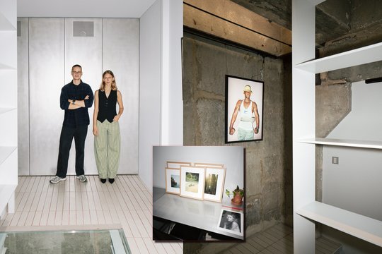 Po pertraukos – naujas etapas: fotografas D. Ščiuka su sužadėtine Naujamiestyje atvėrė 4 aukštų galeriją