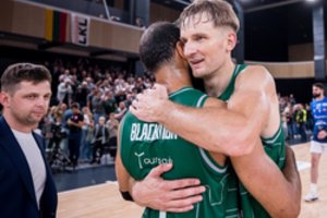 Traumų atsikratęs V. Kariniauskas save pavadino grybu: kaltę suvertė „Wolves“ vadui D. Zavackui