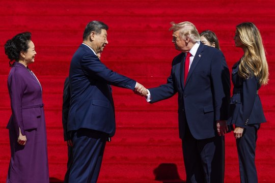 Xi Jinpingas D. Trumpui pateikė kvietimą: kitą kartą susitikti Kinijoje