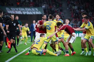 Ukrainiečiai ir vengrai susimušė aikštėje – jas sukėlė „Liverpool“ žaidėjo elgesys