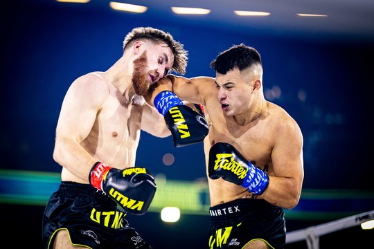 „UTMA 19“ turnyras: nokautas per 33 sekundes, pergalė su nutrauktu bicepsu ir išprotėjusi intriga – S. Maslobojevas prieš D. Dirkstį