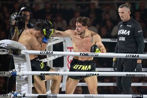 UTMA stebuklas: bicepsą nusiplėšęs lietuvis viena ranka palaužė lenką