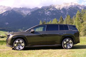 Didžiausias „Škoda“ modelis: komforto nestinga, bet kai kurie sprendimai atrodo jau kažkur matyti