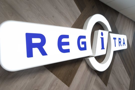 Vyriausybė nepritaria siūlomam įpareigojimui „Regitrai“: didėtų paslaugų įkainiai