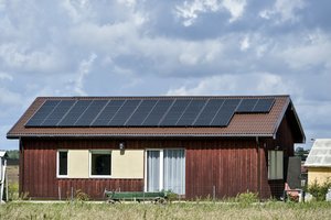 Ne tik saulės parkai: kokią grąžą Lietuvai jau šiandien kuria ES investicijos į energetiką?