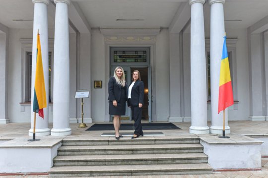 Ilzenbergo dvare susitiko Lietuvos ir Rumunijos kultūra