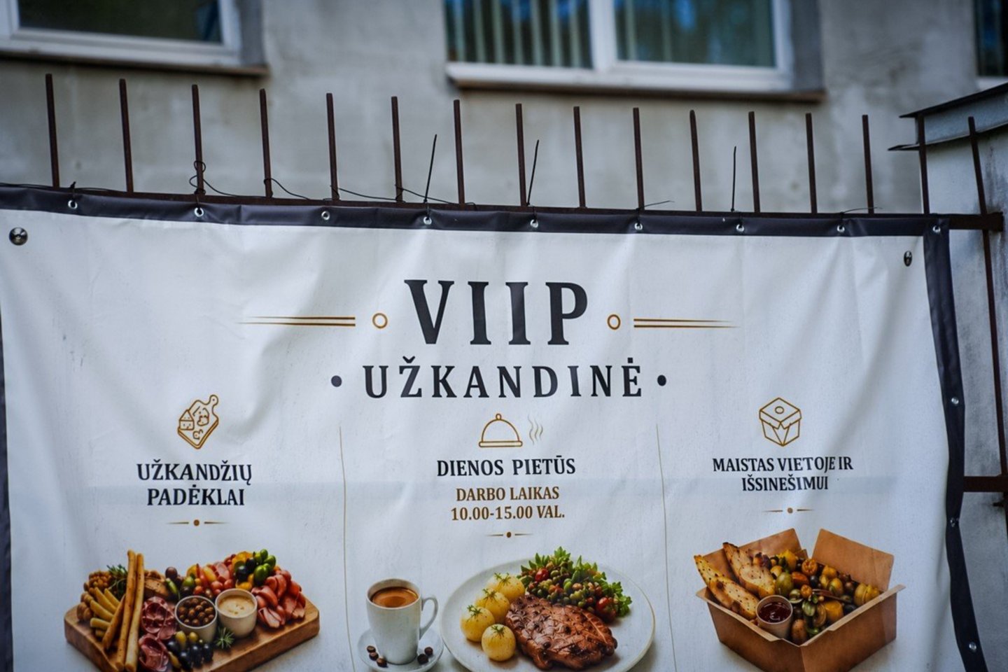 Panevėžyje duris užvėrė kelios maitinimo vietos.<br> Ž. Večiorkutės, D. Urbono/jp.lt nuotr.