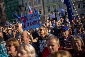 Prahoje – tūkstantinis protestas prieš vyriausybės politiką