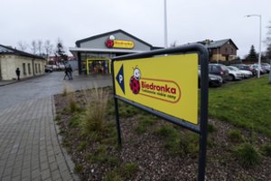 Lenkijos prekybos milžinei – rimti nemalonumai: teks susimokėti milžinišką baudą