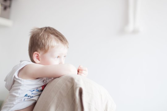 Kai nuostatos trukdo matyti vaiką: mitai apie autizmą, neleidžiantys jo suprasti
