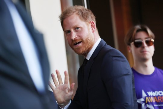 Į Jungtinę Karalystę grįžęs princas Harry atskleidė, kaip jo vaikams sekasi naujoje mokykloje