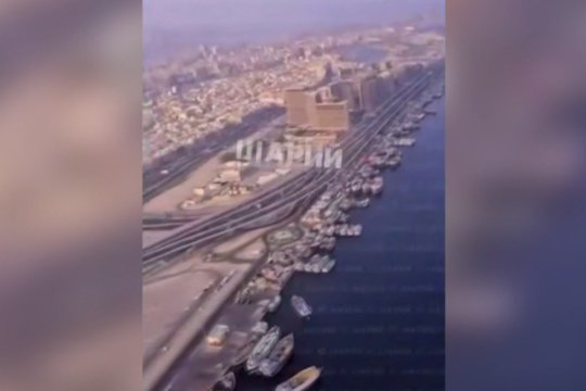 Muštynės kabinoje: „Flydubai“ lėktuvas nusileido Saudo Arabijoje po piloto bandymo rėžtis į žemę