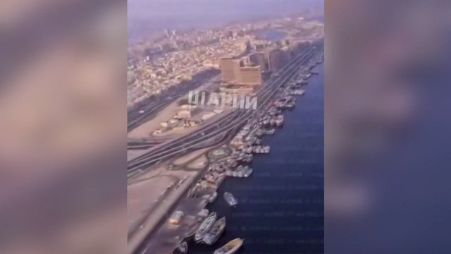 Muštynės kabinoje: „Flydubai“ lėktuvas nusileido Saudo Arabijoje po piloto bandymo rėžtis į žemę