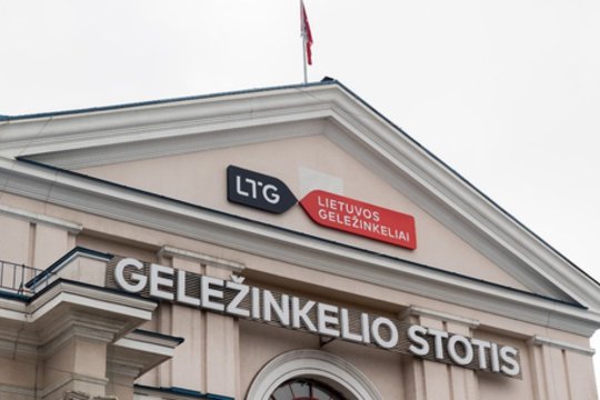 Po paauglio žūties geležinkelyje gyventojai reikalauja pokyčių: ant bėgių galima laisvai patekti 