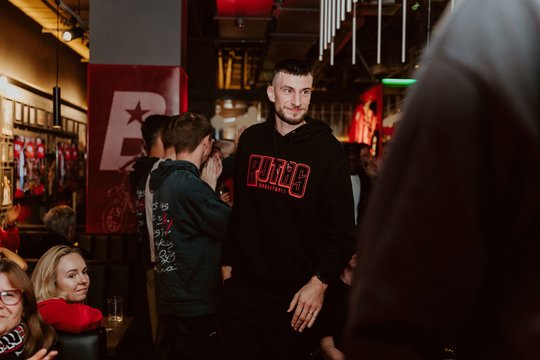 Sausakimša „Ryto“ ambasada pasitiko iš Pekino grįžusią komandą
