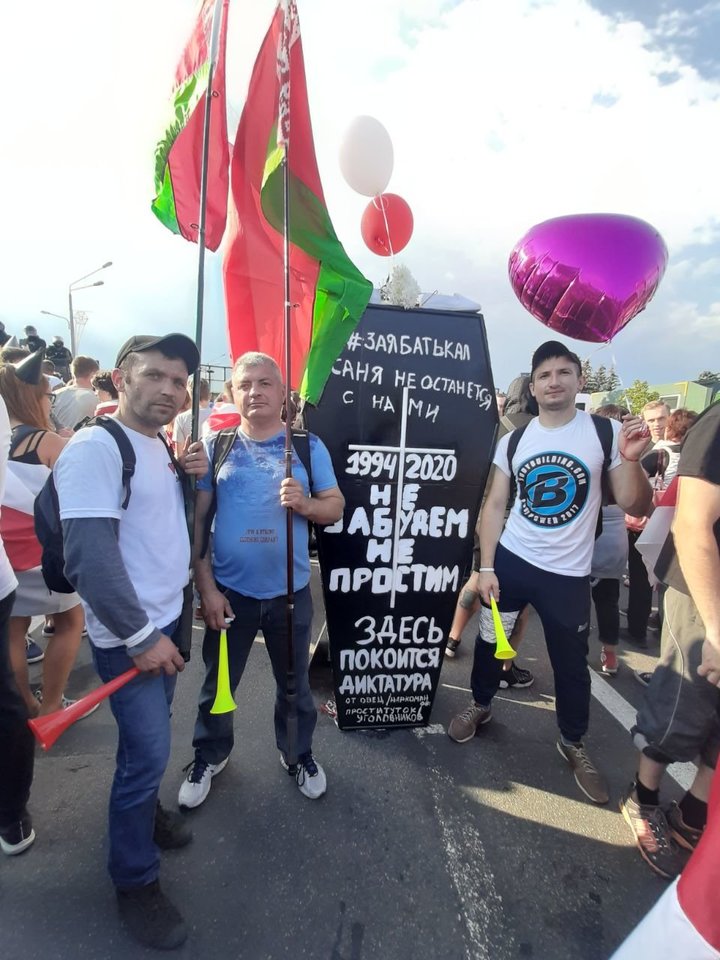 Tačiau prieš šešerius metus Aliaksejaus gyvenimą pasikeitė. Po Baltarusijos prezidento rinkimų ir juos lydėjusio smurto jis pradėjo dalyvauti taikiuose protestuose Minske.<br>Asmeninio archyvo nuotr.