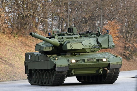 Istorinis žingsnis Lietuvos gynybos pramonei: pradėta „Leopard 2A8“ tankų surinkimo ir remonto gamyklos statyba