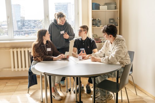 Lietuvoje jau trūksta šių specialistų: karjerą galima pradėti dar studijuojant
