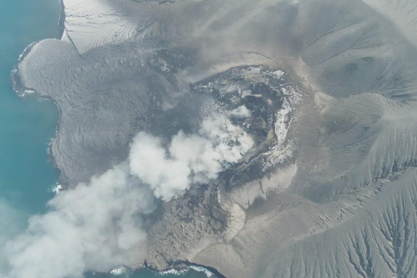Two New Island Formations Appear Near Indonesia’s Anak Krakatau After September Eruption in Natural Disasters