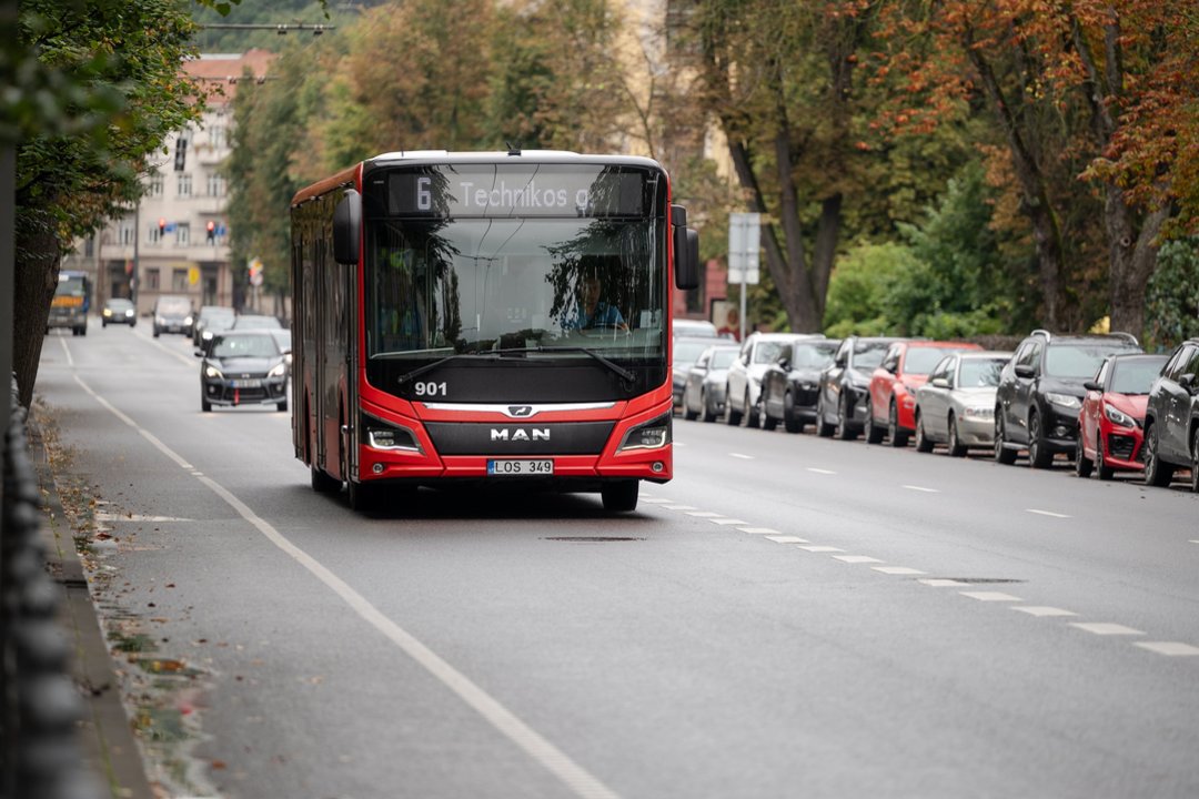 Nuo gruodžio 1 d. – pokyčiai Kauno viešajame transporte: nebeliks popierinių bilietų