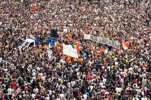Ispanijoje tūkstančiai žmonių protestuoja dėl būsto krizės