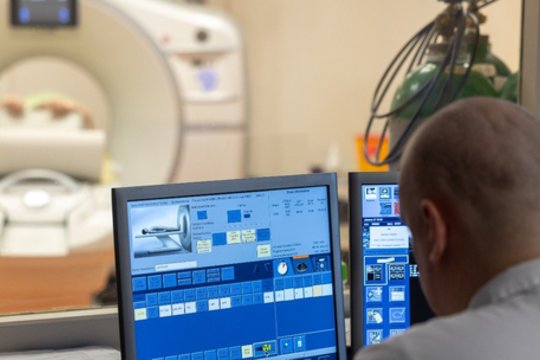 Skatina nebijoti tikrintis ir prakalbo apie vėžio gydymo tobulėjimą: pasitelks ir dirbtinį intelektą