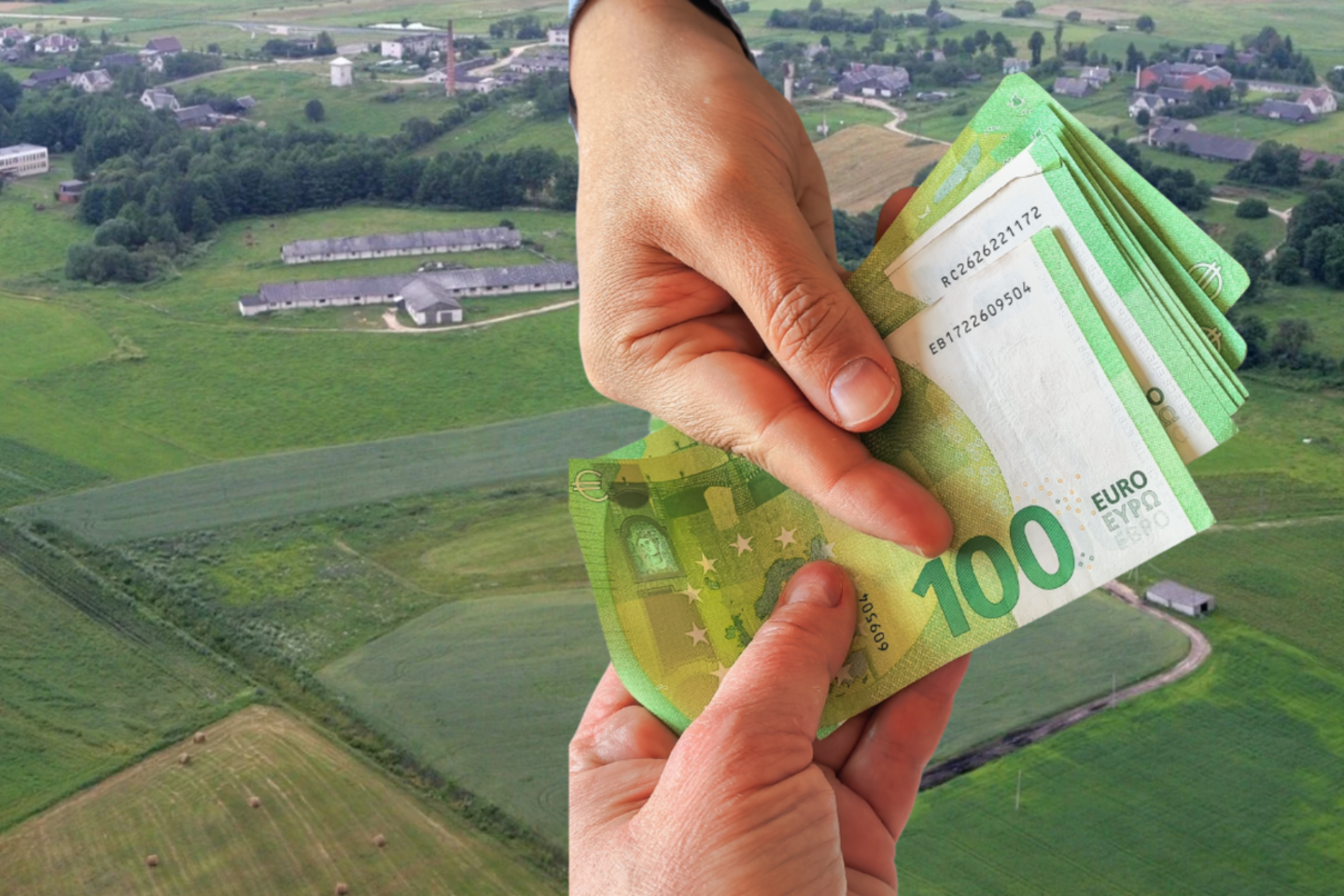 NŽT atkreipia dėmesį į pasitaikančius atvejus, kai už valstybinės žemės sklypą prieš daugelį metų buvo sumokėta investiciniais čekiais ar kitomis lėšomis, tačiau žemės pirkimo–pardavimo sutartis taip ir nebuvo sudaryta.