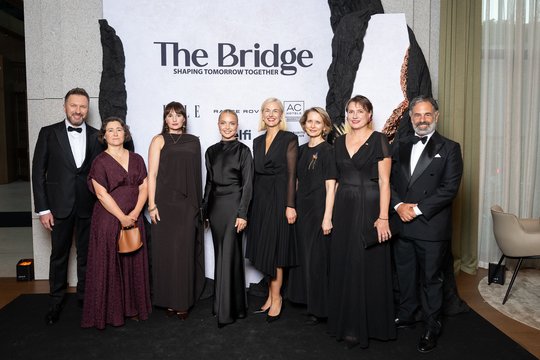 Tarptautinė iniciatyva „The Bridge“ ties profesinius tiltus penkioms Ukrainos dizainerėms